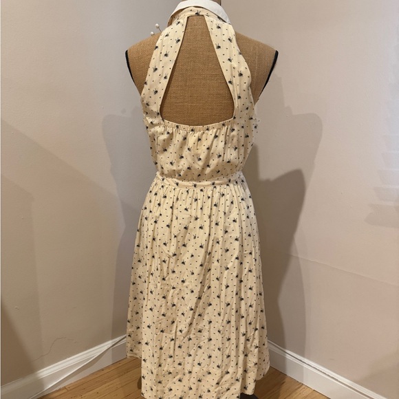 Anthropology, retro style dress with collar and bee print  - Picture 3 of 3